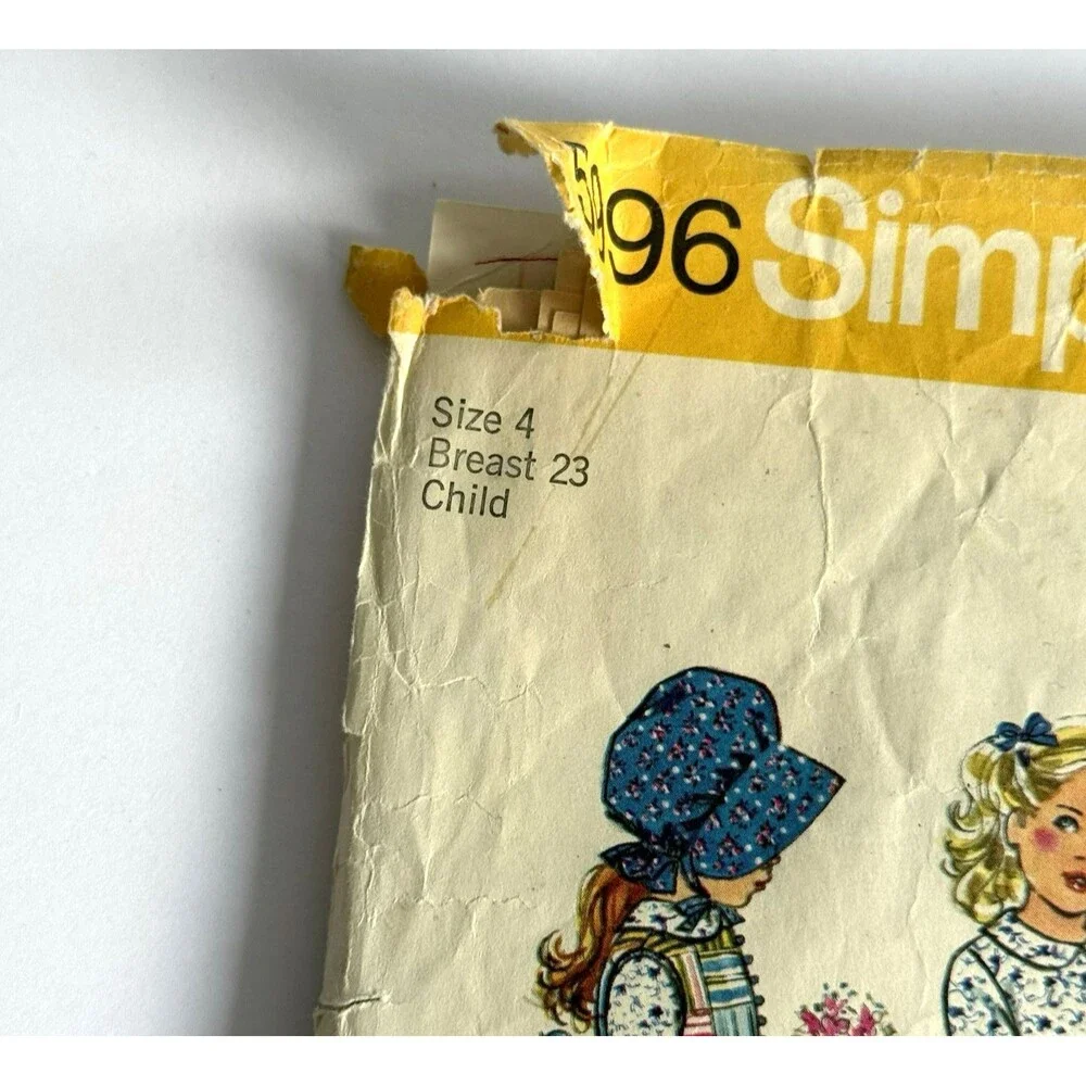 Simplicity 5996 Sewing Pattern Holly Hobbie Dress Pinafore Bonnet Sz 4 Vintage